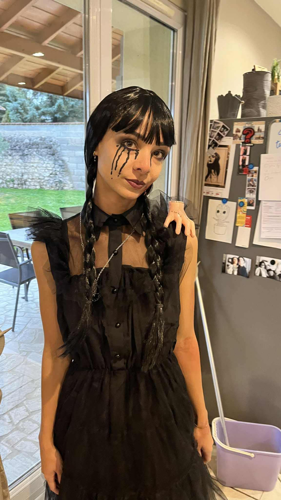 Maquillage Mercredi aux larmes noires