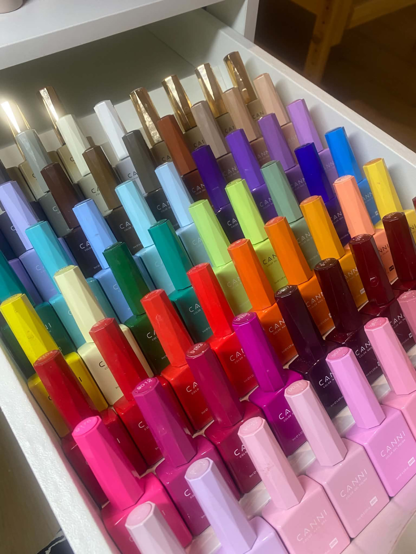 Pose d’ongles en institut